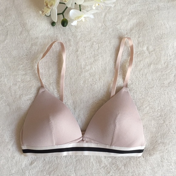 light fit triangle push up bra by H&M - Picture 6 of 8